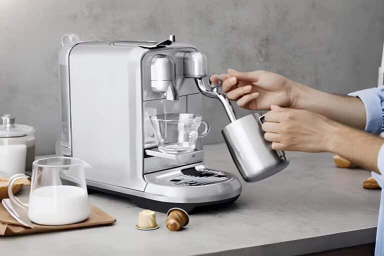 cafeteira Nespresso Creatista Plus 110V