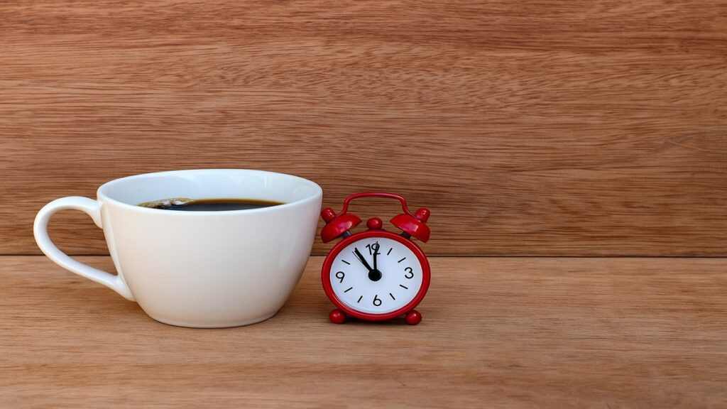 Qual é a hora exata para tomar café da manhã