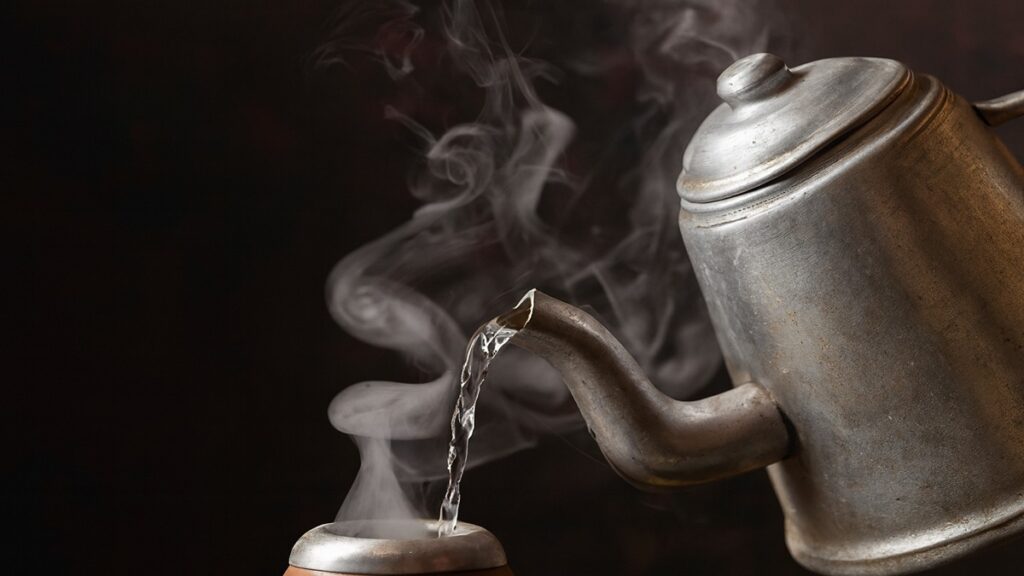 Temperatura certa da água para o café