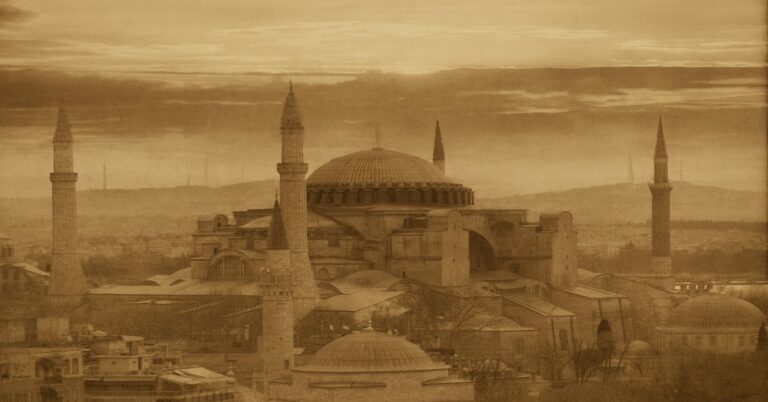 Kiva Han foi a primeira cafeteria