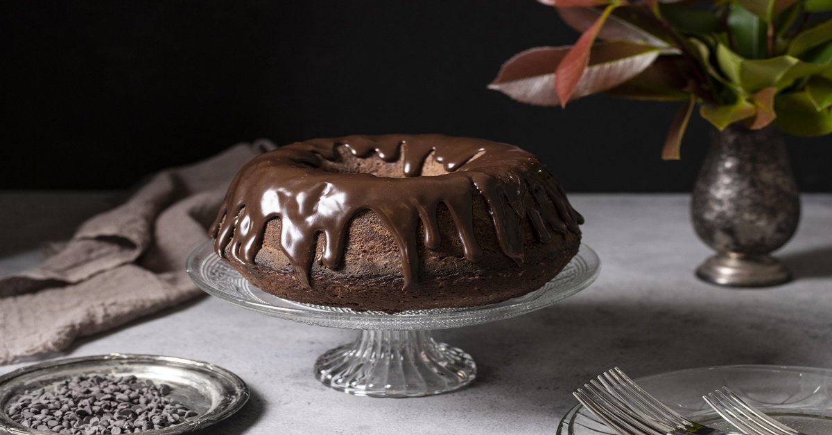 Bolo de café com chocolate