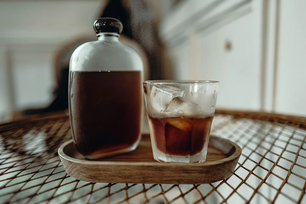 Copo de cold brew com gelo