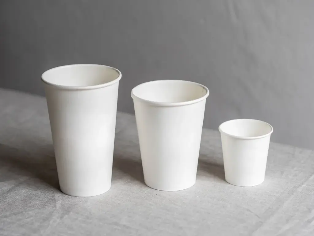 Xícaras de café de tamanhos diferentes