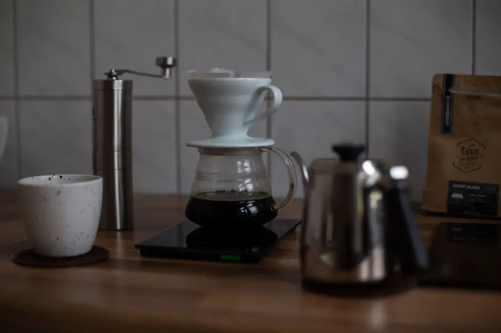 Balança e timer no café: por que os baristas usam