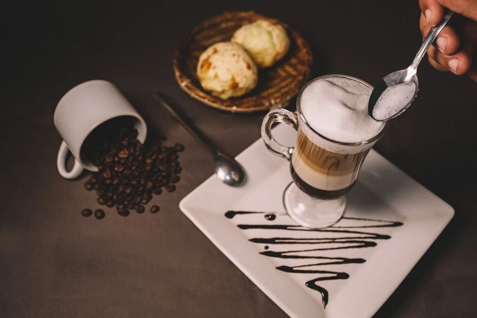 Café cremoso batido: o creme de padaria em casa