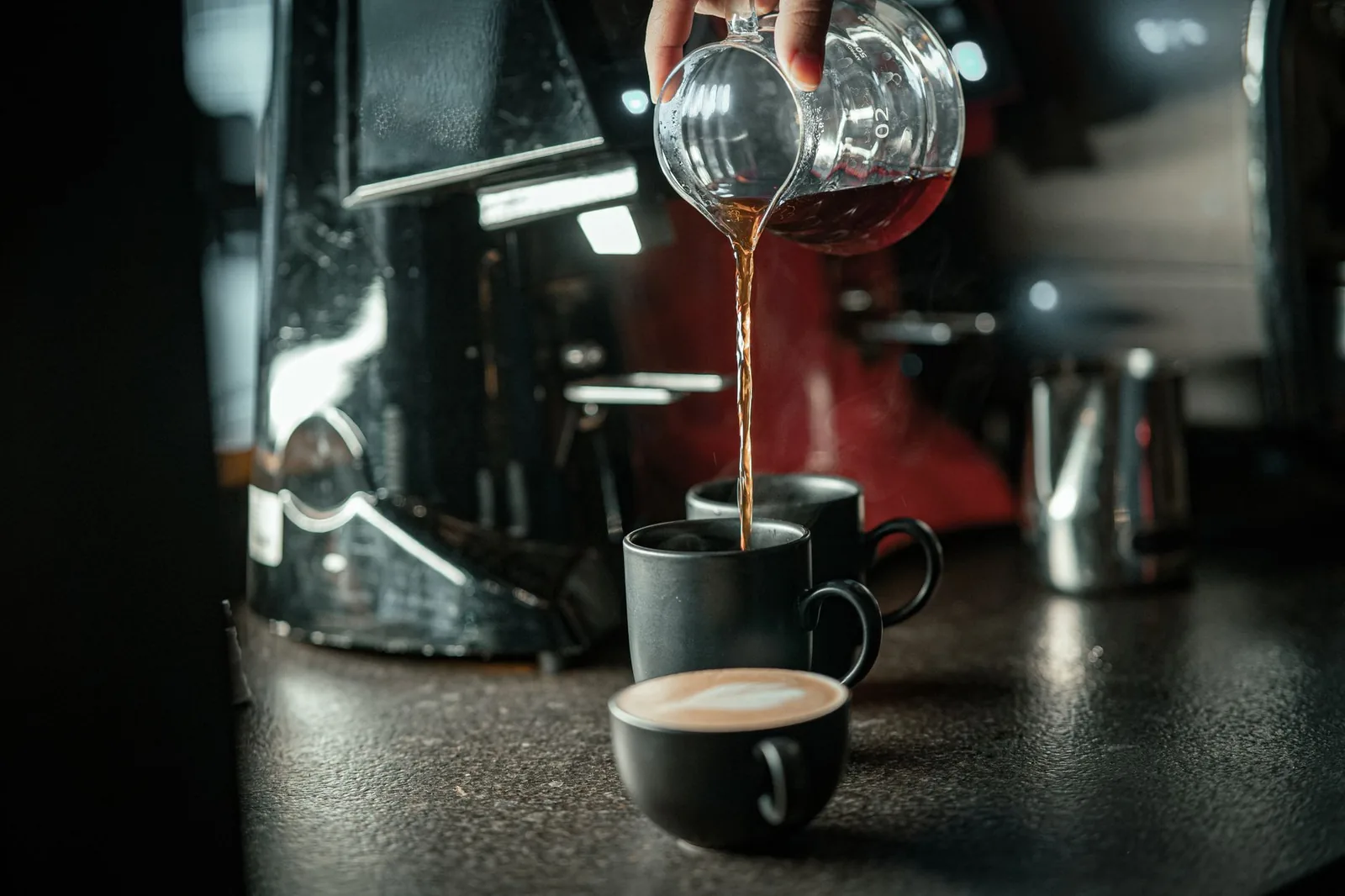 Cafeterias escondidas: o charme dos cafés 'speakeasy'