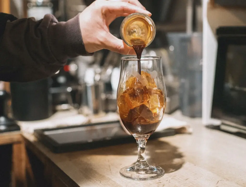 Cold drip: a torre de café gota a gota do estilo Kyoto