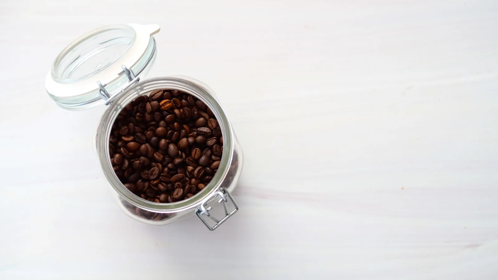 Comprou café demais? Como guardar sem perder o frescor