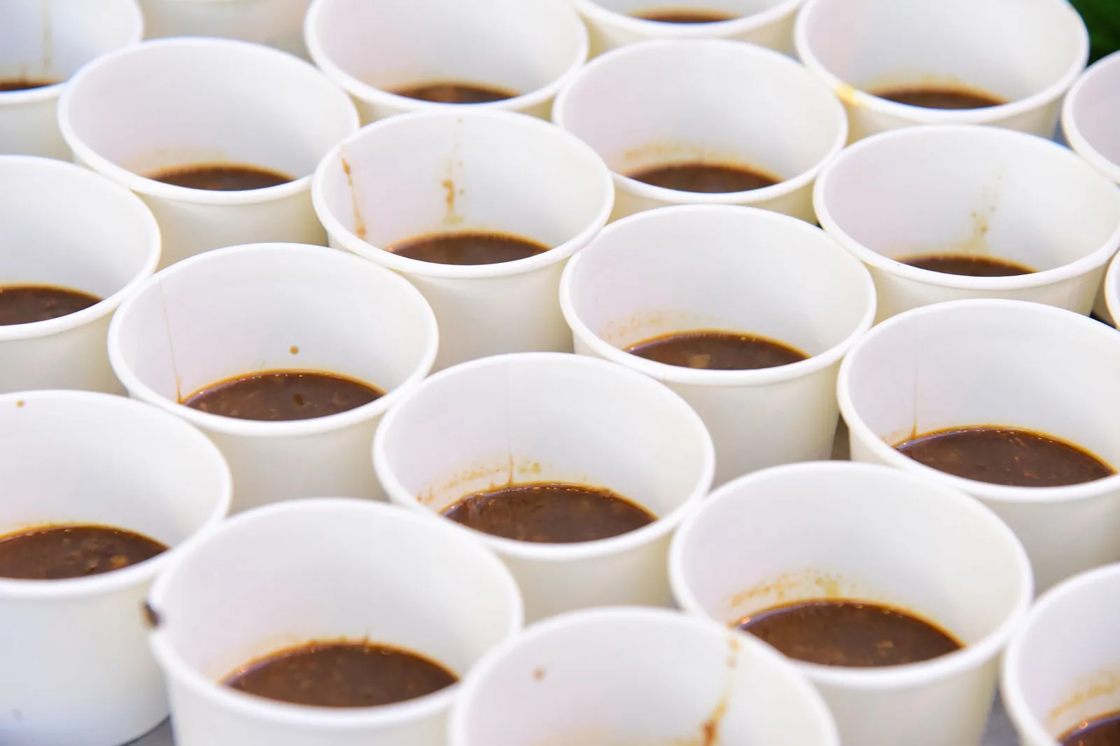 Como provar café em casa: um cupping simples