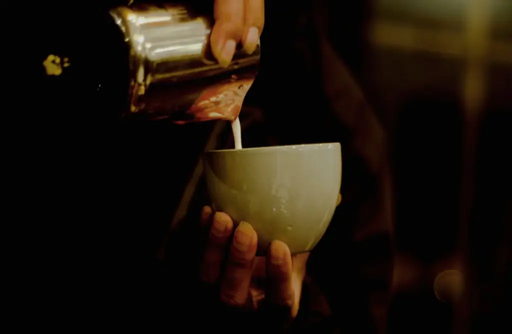 Como escolher café para quem toma com leite