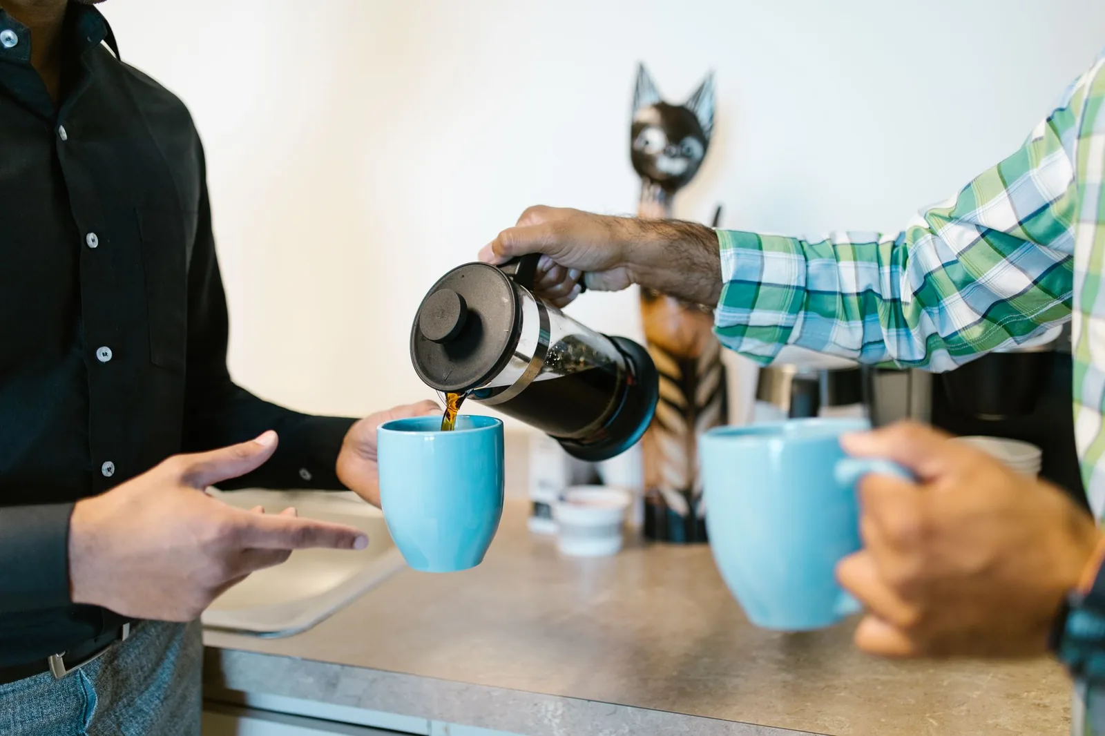 Etiqueta do café no escritório: as regras não escritas