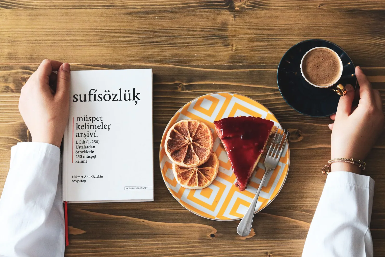 Harmonizar café e sobremesa: o que combina com o quê