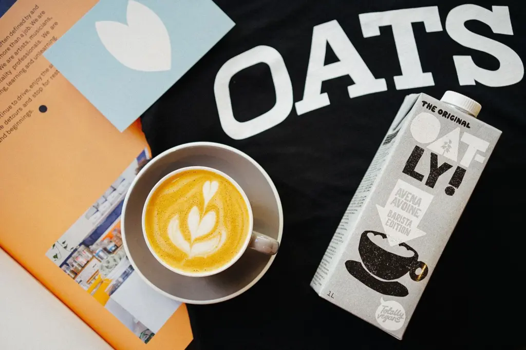 Leites vegetais no café: qual combina melhor