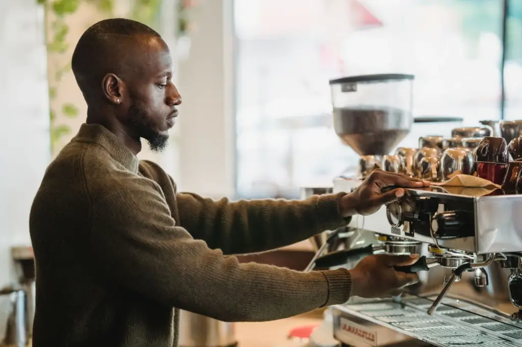 Profissão barista: o que faz e como se tornar